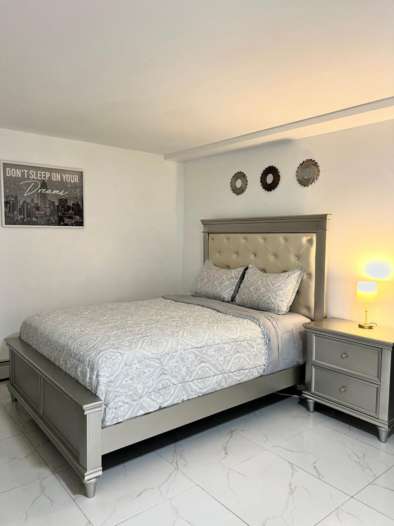 Luxury Guest House - Cheap Jfk Pick Up & Drop Off Available ニューヨーク エクステリア 写真
